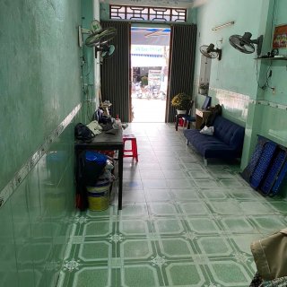 Nhà MT Hoàng Văn Thụ